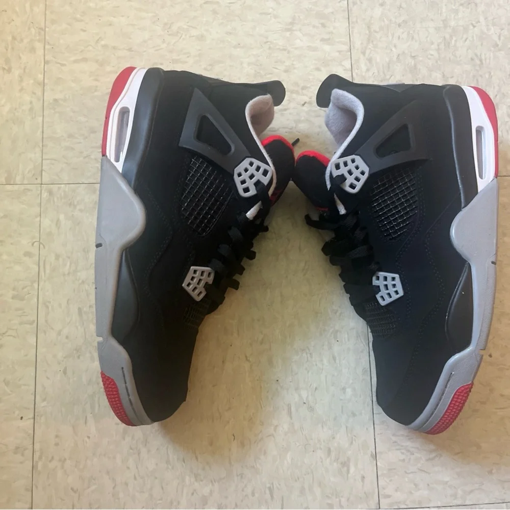 Jordan 4 “bread” - Picture 3 of 7